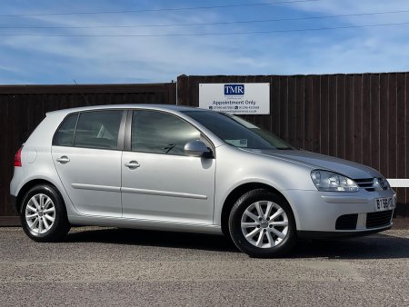 VOLKSWAGEN GOLF 1.6 FSI Match 5dr